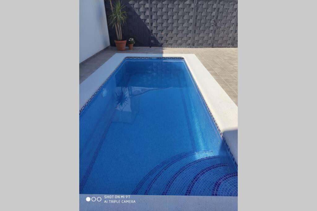 Apartamentos Nayda Gran Casa Con Piscina Merida Exterior photo